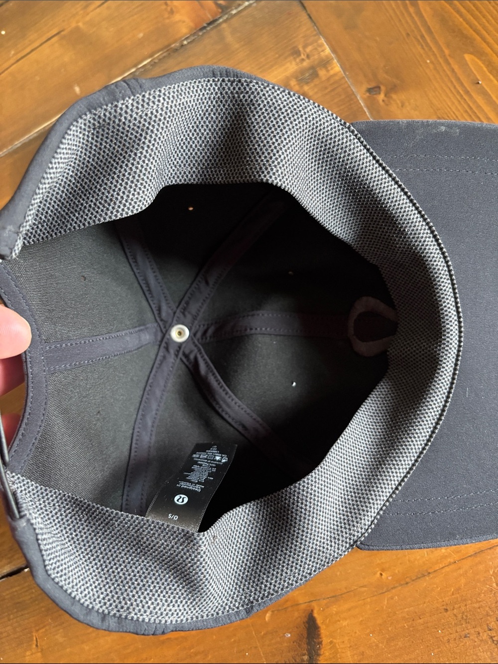 Lululemon - Picture 6 of 6